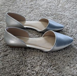 EUC Old Navy Metallic D'orsay Flats